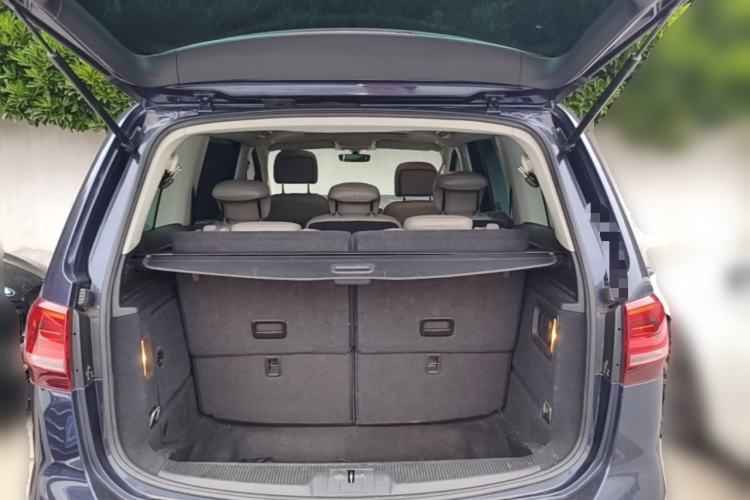 Used Volkswagen Sharan 2016 380TSI Comfort Edition 7-Seater Trunk
