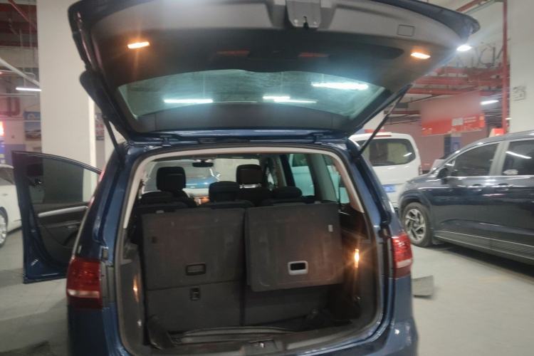 Used Volkswagen Sharan 2016 380TSI Comfort Edition 7-Seater Trunk