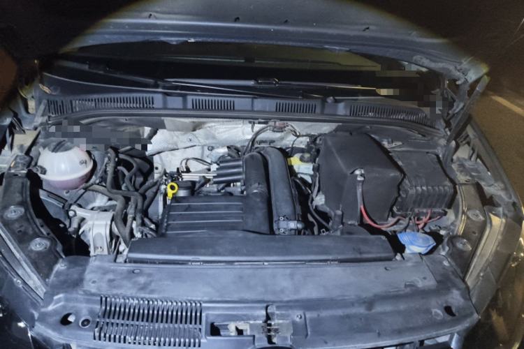 Used Volkswagen Sharan 2016 280TSI Enjoyment Model 7-Seater Engine Bay