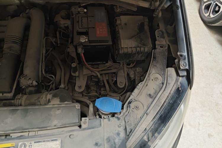 Used Volkswagen Sharan 2016 280TSI Enjoyment Model 7-Seater Engine Bay Left