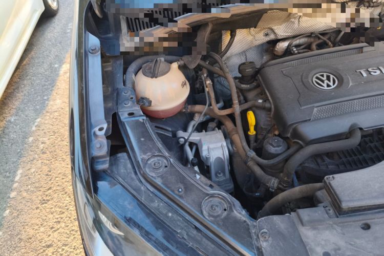 Used Volkswagen Sharan 2016 380TSI Comfort Edition 7-Seater Engine Bay Right
