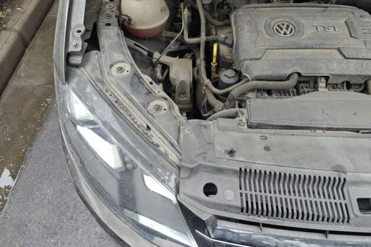 Used Volkswagen Sharan 2016 380TSI Luxury 7-Seater Engine Bay Right
