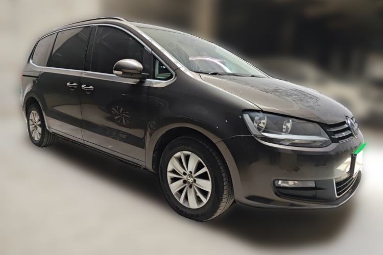 Used Volkswagen Sharan 2016 280TSI Enjoyment Model 7-Seater Front Right 45 Deg