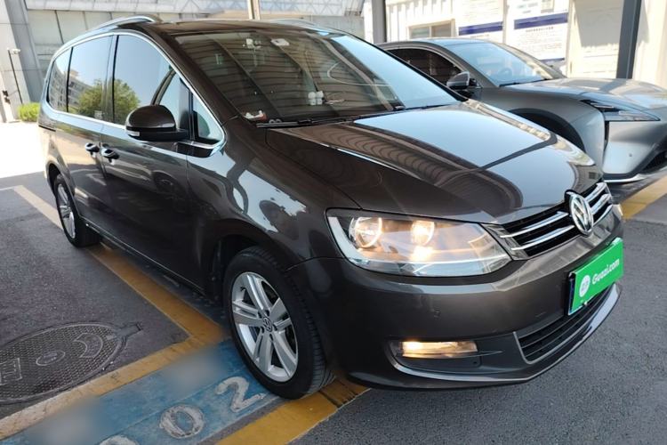 Used Volkswagen Sharan 2016 380TSI Comfort Edition 7-Seater Front Right 45 Deg
