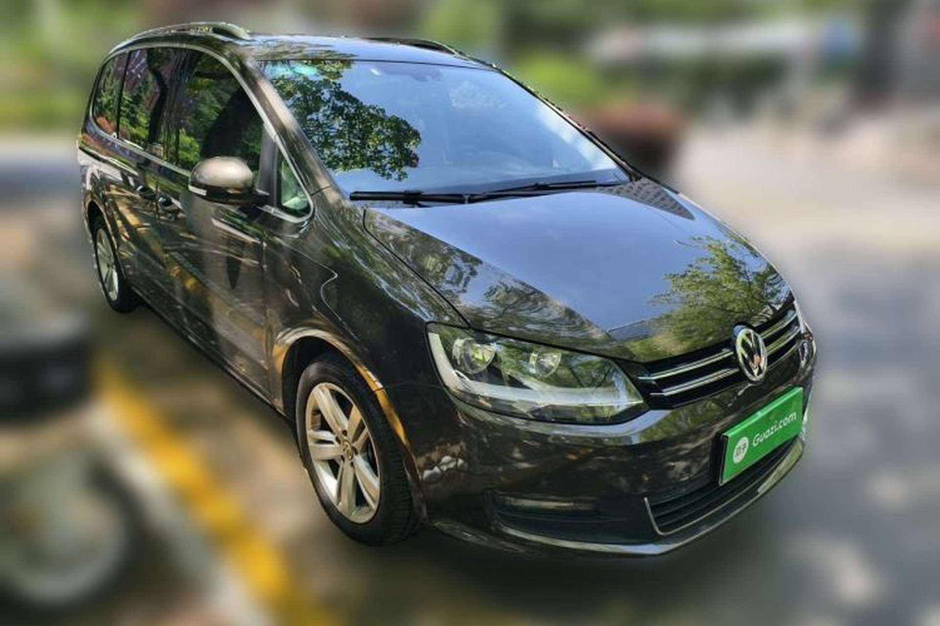 Used Volkswagen Sharan 2016 380TSI Comfort Edition 7-Seater Front Right 45 Deg