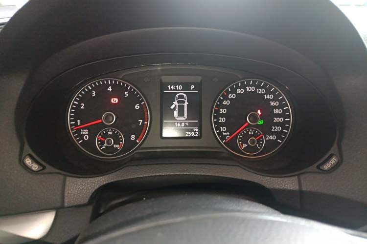 Used Volkswagen Sharan 2016 380TSI Comfort Edition 7-Seater Instrument Cluster