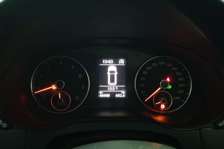 Used Volkswagen Sharan 2016 380TSI Comfort Edition 7-Seater Instrument Cluster