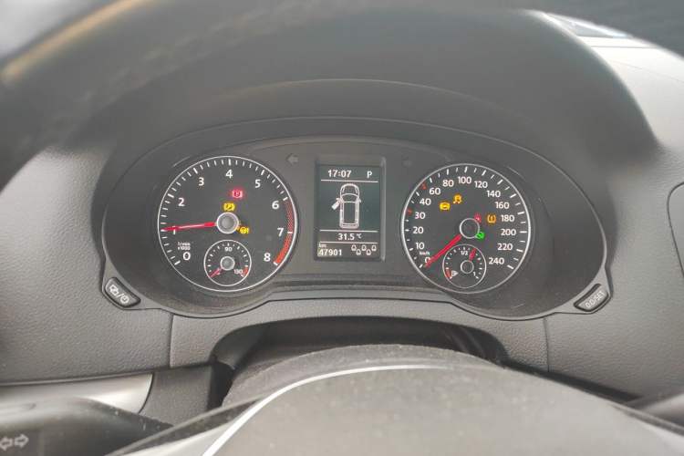 Used Volkswagen Sharan 2016 380TSI Comfort Edition 7-Seater Instrument Cluster