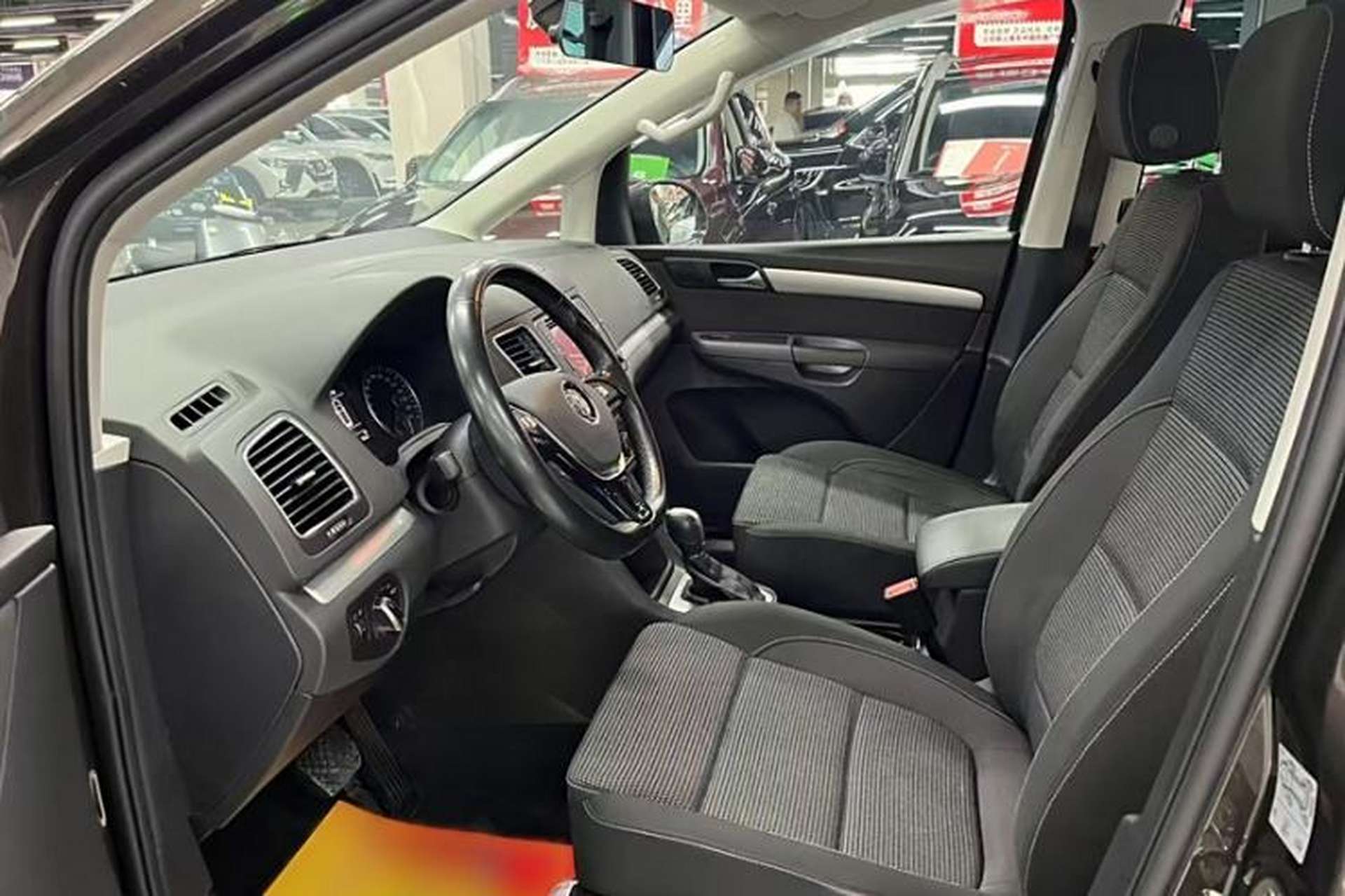 Used Volkswagen Sharan 2016 380TSI Comfort Edition 7-Seater Left Front Seat