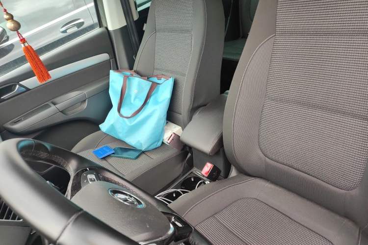 Used Volkswagen Sharan 2016 380TSI Comfort Edition 7-Seater Left Front Seat