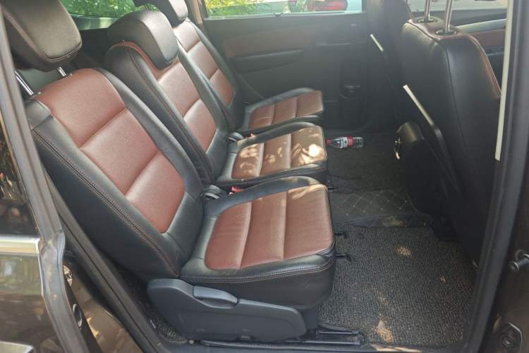Used Volkswagen Sharan 2016 280TSI Enjoyment Model 7-Seater Left Rear Seat