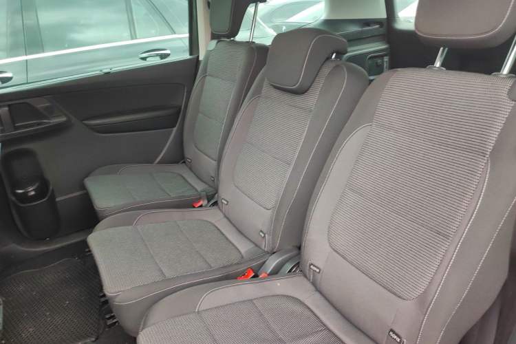 Used Volkswagen Sharan 2016 380TSI Comfort Edition 7-Seater Left Rear Seat