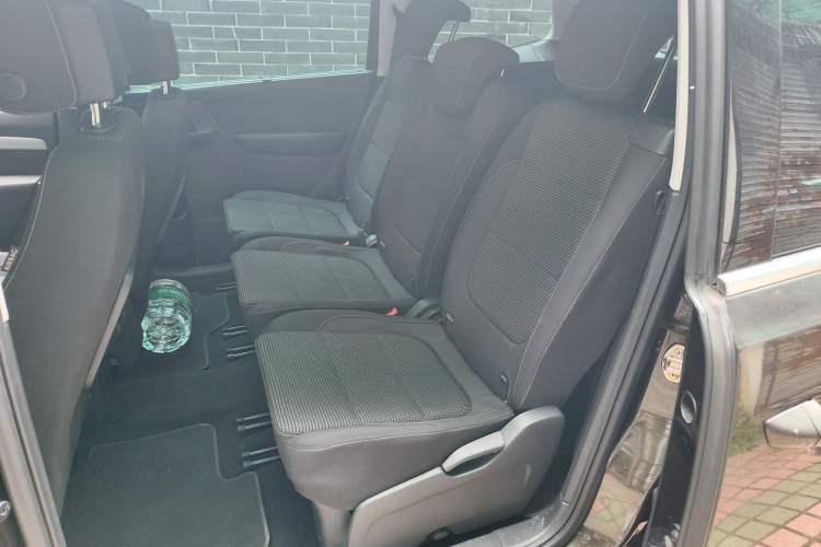 Used Volkswagen Sharan 2016 280TSI Enjoyment Model 7-Seater Left Rear Seat