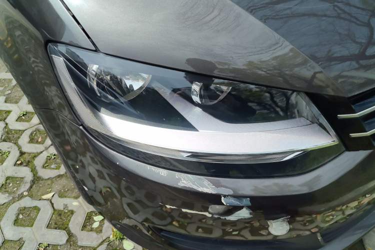 Used Volkswagen Sharan 2016 380TSI Comfort Edition 7-Seater Right Front Headlight