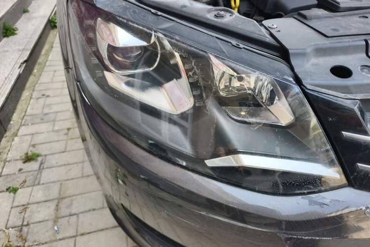 Used Volkswagen Sharan 2016 380TSI Comfort Edition 7-Seater Right Front Headlight