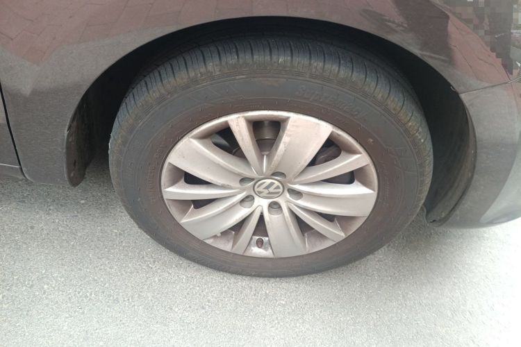 Used Volkswagen Sharan 2016 280TSI Enjoyment Model 7-Seater Right Front Wheel Hub