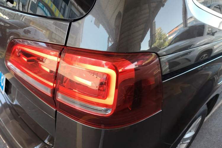 Used Volkswagen Sharan 2016 380TSI Comfort Edition 7-Seater Right Rear Taillight