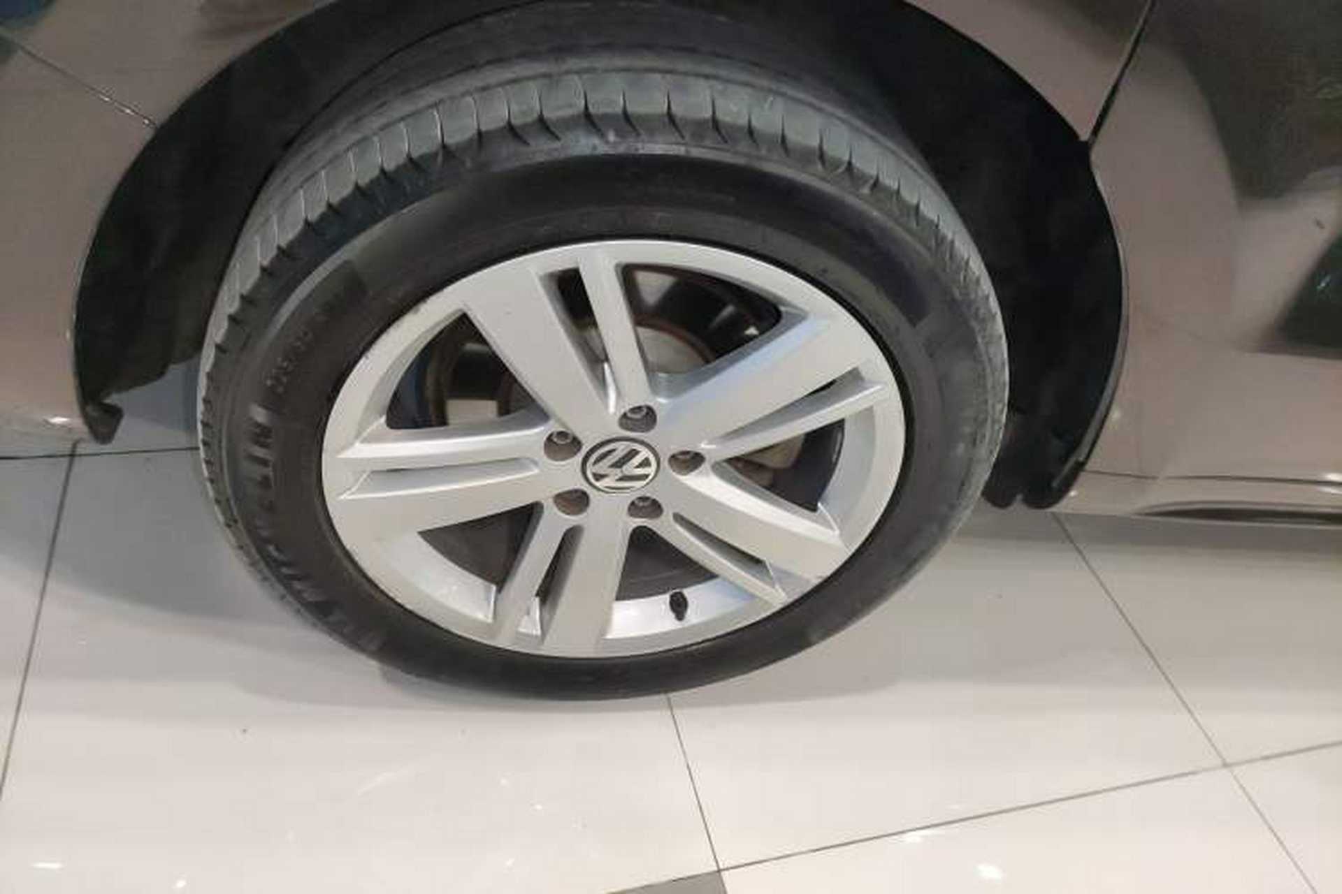 Used Volkswagen Sharan 2016 380TSI Comfort Edition 7-Seater Right Rear Wheel Hub