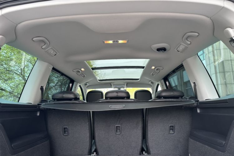 Used Volkswagen Sharan 2016 380TSI Comfort Edition 7-Seater Roof