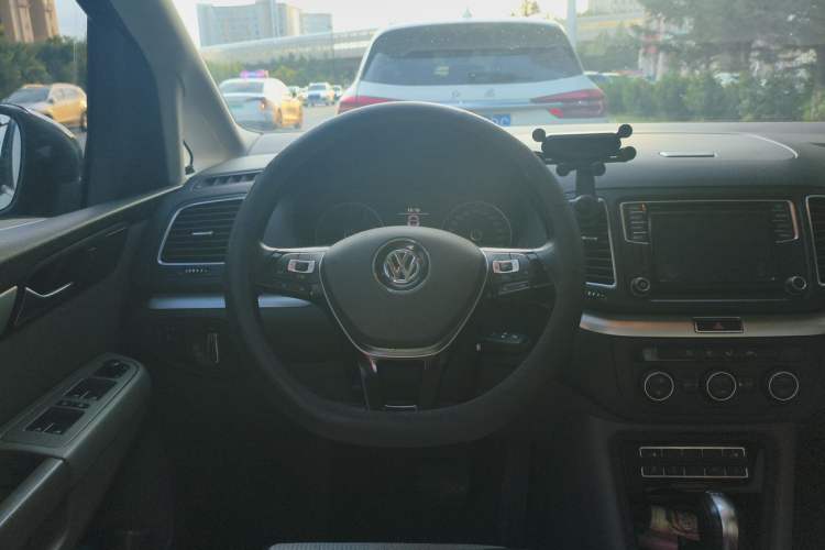 Used Volkswagen Sharan 2016 380TSI Comfort Edition 7-Seater Steering Wheel