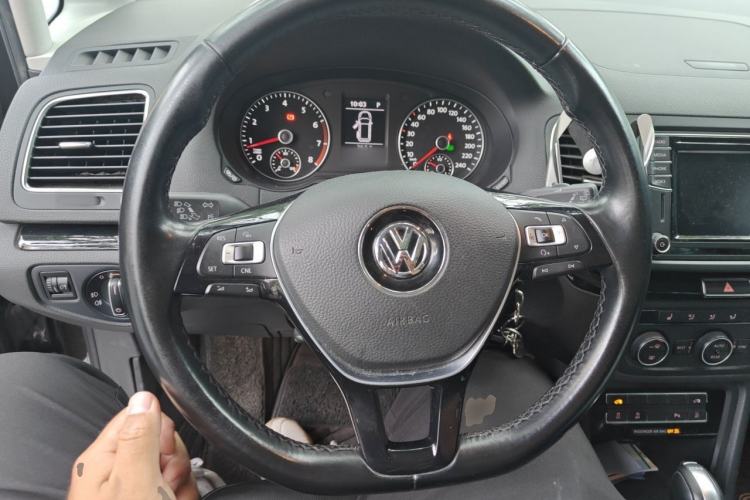 Used Volkswagen Sharan 2016 380TSI Luxury 7-Seater Steering Wheel