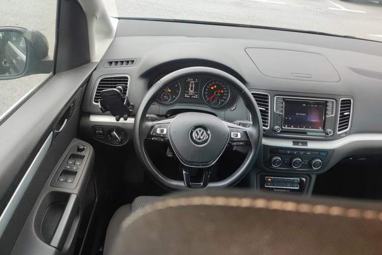 Used Volkswagen Sharan 2016 380TSI Comfort Edition 7-Seater Steering Wheel