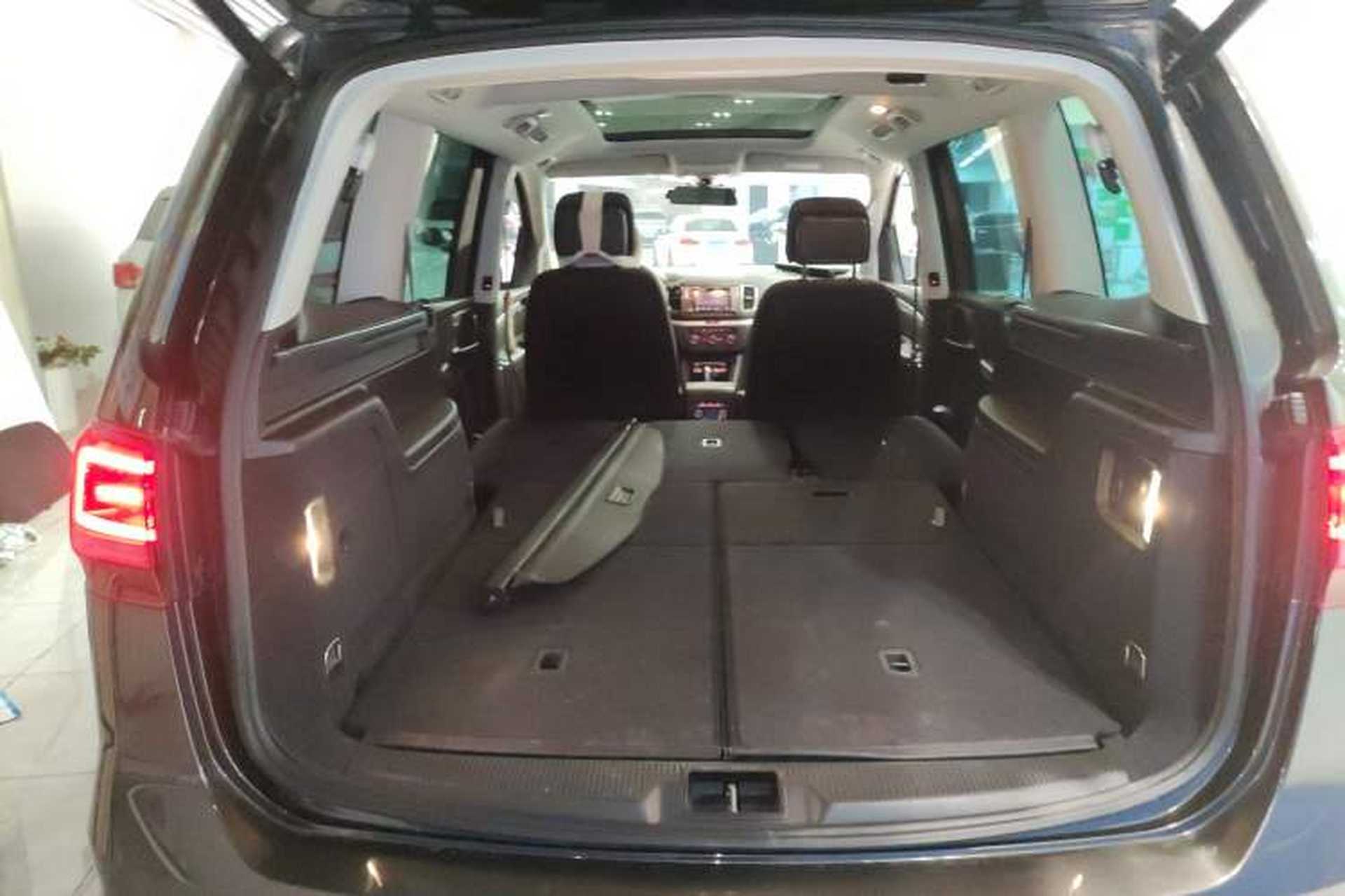 Used Volkswagen Sharan 2016 380TSI Comfort Edition 7-Seater Trunk