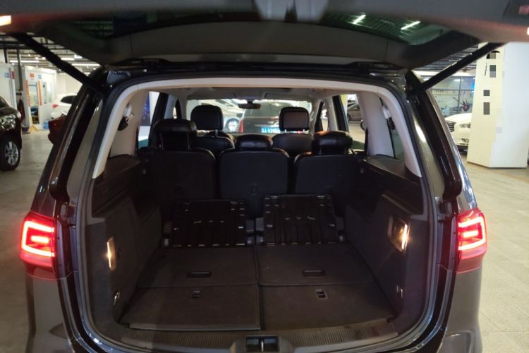 Used Volkswagen Sharan 2016 380TSI Comfort Edition 7-Seater Trunk