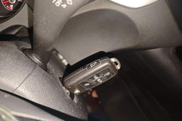 Used Volkswagen Sharan 2016 380TSI Comfort Edition 7-Seater Vehicle Key