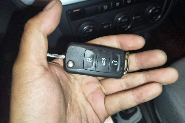 Used Volkswagen Sharan 2016 280TSI Enjoyment Model 7-Seater Vehicle Key