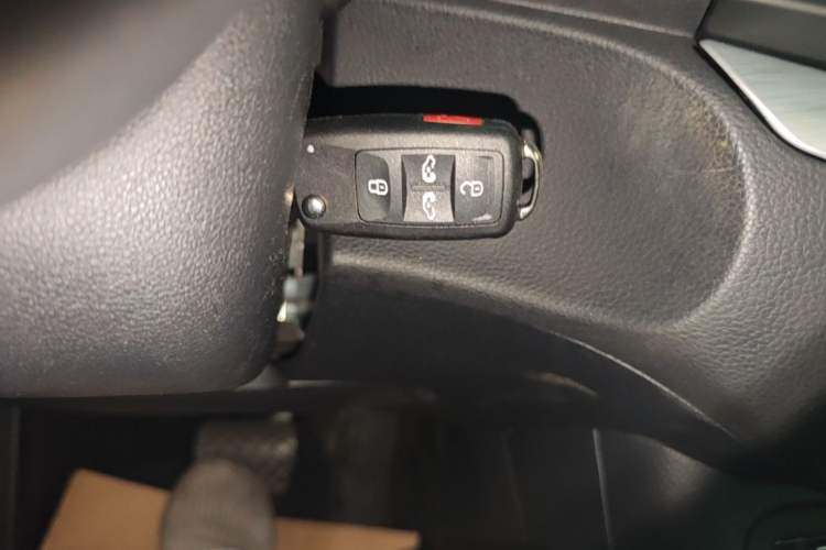 Used Volkswagen Sharan 2016 380TSI Comfort Edition 7-Seater Vehicle Key