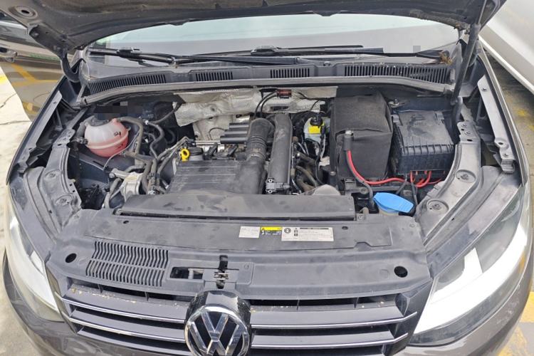 Used Volkswagen Sharan 2016 280TSI Enjoyment Model 7-Seater Engine Bay