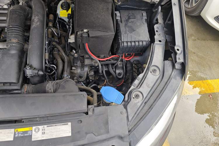 Used Volkswagen Sharan 2016 280TSI Enjoyment Model 7-Seater Engine Bay Left