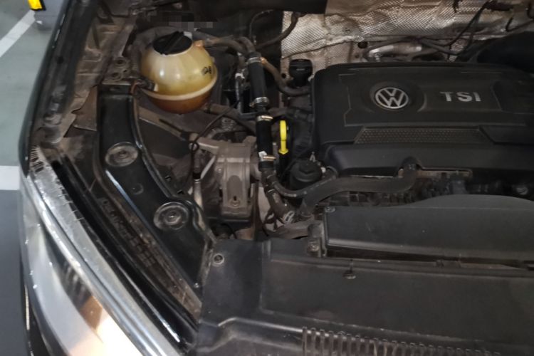 Used Volkswagen Sharan 2016 380TSI Comfort Edition 7-Seater Engine Bay Right