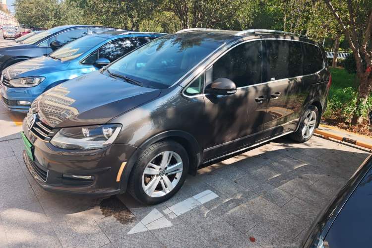 Used Volkswagen Sharan 2016 380TSI Comfort Edition 7-Seater Exterior 5