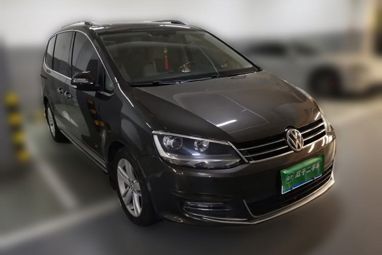 Used Volkswagen Sharan 2016 380TSI Comfort Edition 7-Seater Front Right 45 Deg