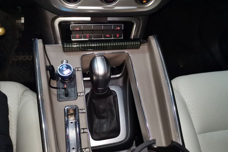 Used Volkswagen Sharan 2016 380TSI Comfort Edition 7-Seater Gear Lever