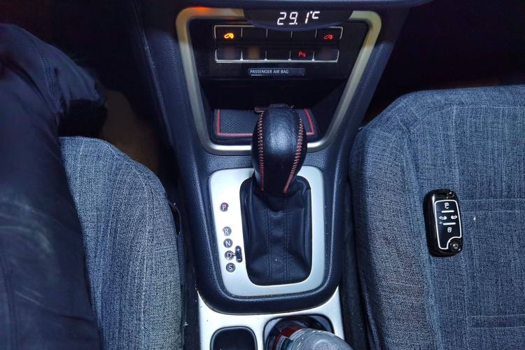 Used Volkswagen Sharan 2016 380TSI Comfort Edition 7-Seater Gear Lever