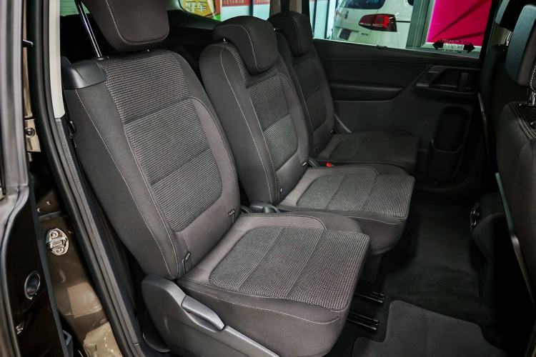 Used Volkswagen Sharan 2016 380TSI Comfort Edition 7-Seater Interior 10