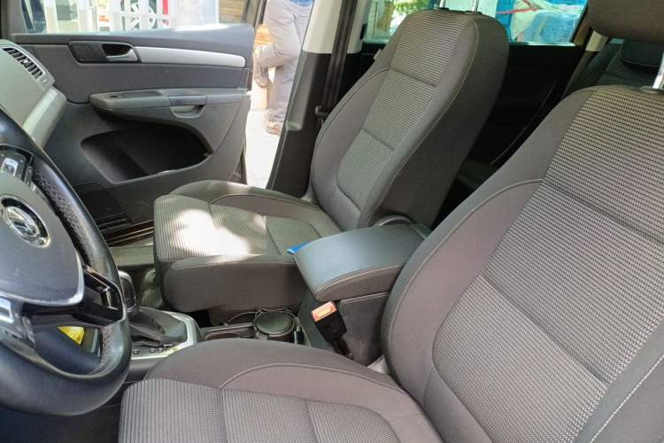 Used Volkswagen Sharan 2016 380TSI Comfort Edition 7-Seater Left Front Seat