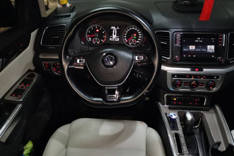 Used Volkswagen Sharan 2016 380TSI Comfort Edition 7-Seater Steering Wheel