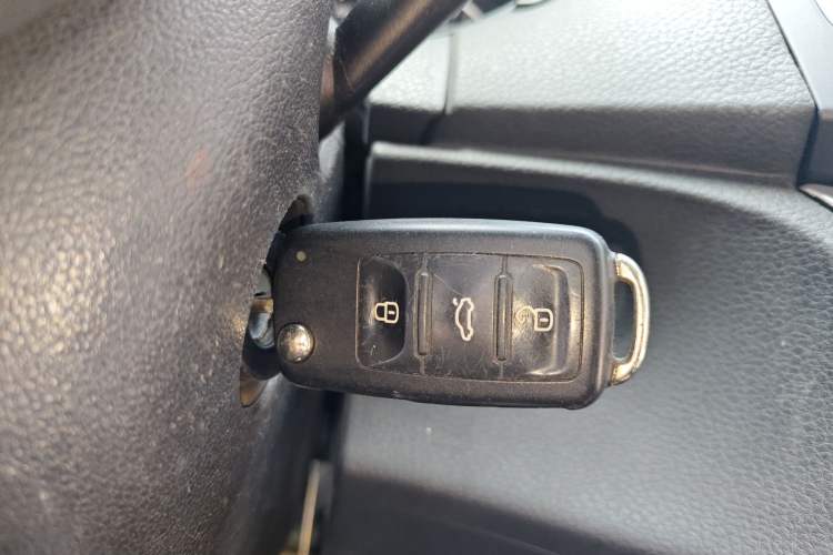 Used Volkswagen Sharan 2016 280TSI Enjoyment Model 7-Seater Vehicle Key