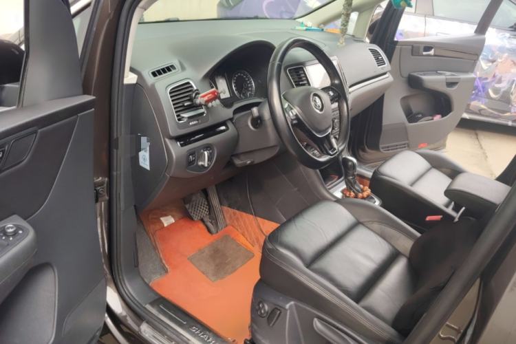 Used Volkswagen Sharan 2016 380TSI Luxury 7-Seater Driver Seat