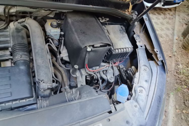 Used Volkswagen Sharan 2016 280TSI Enjoyment Model 7-Seater Engine Bay Left