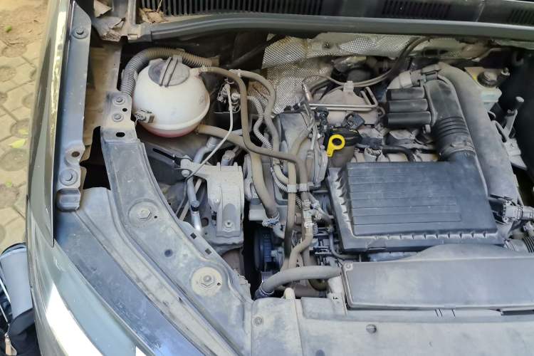 Used Volkswagen Sharan 2016 280TSI Enjoyment Model 7-Seater Engine Bay Right