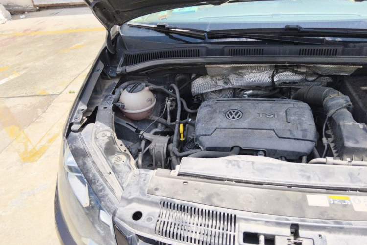 Used Volkswagen Sharan 2016 380TSI Luxury 7-Seater Engine Bay Right