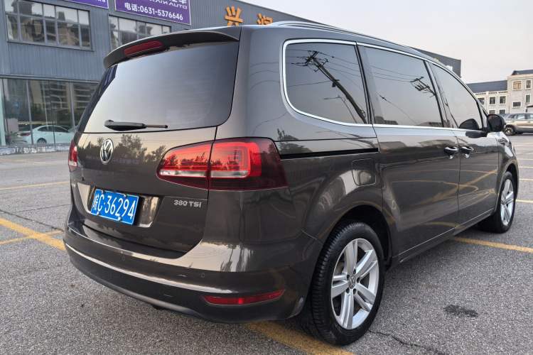 Used Volkswagen Sharan 2016 380TSI Comfort Edition 7-Seater Exterior 5