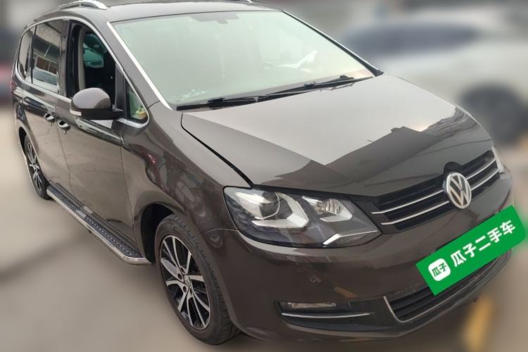 Used Volkswagen Sharan 2016 380TSI Luxury 7-Seater Front Right 45 Deg