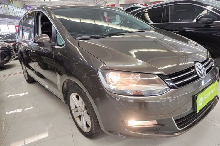 Used Volkswagen Sharan 2016 380TSI Comfort Edition 7-Seater Front Right 45 Deg
