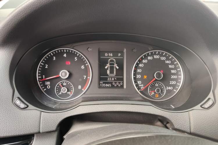 Used Volkswagen Sharan 2016 380TSI Luxury 7-Seater Instrument Cluster